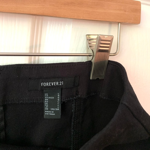 Black Skirt - Picture 7 of 7